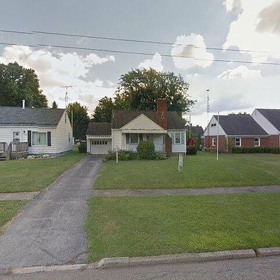 555 W Maryland Ave, Sebring, OH 44672