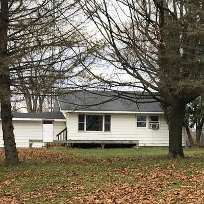 68220 Calvin Center Rd, Cassopolis, MI 49031