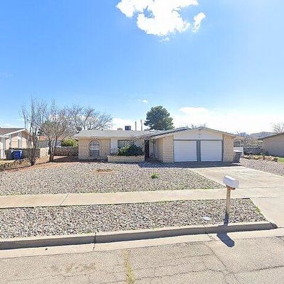 704 Quinta Luz Cir, El Paso, TX 79922