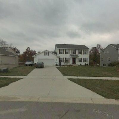 7125 Keystone Ct, Jenison, MI 49428