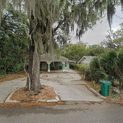 718 N Baker St, Mount Dora, FL 32757