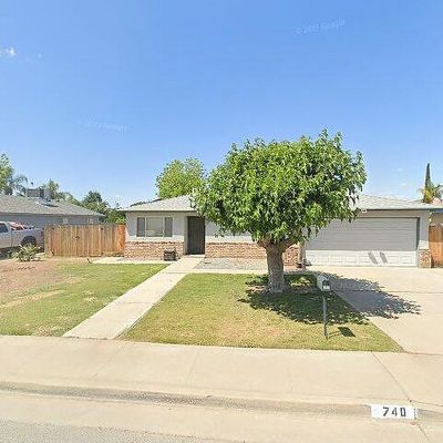 740 Sandra Ln, Porterville, CA 93257