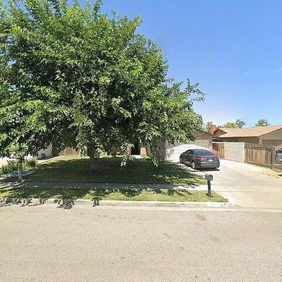 741 S Whitney St, Tulare, CA 93274