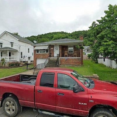 637 5 Th St, New Martinsville, WV 26155