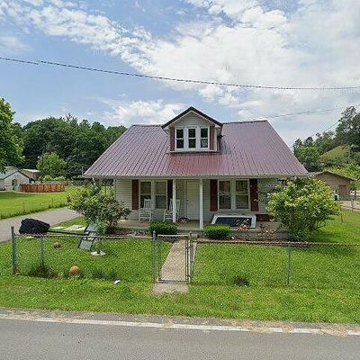 641 S Clay Ave, West Van Lear, KY 41268