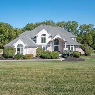 6563 Sweetbriar Ln, Zionsville, PA 18092