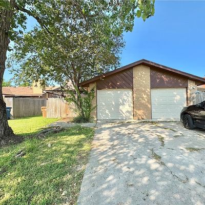 6624 Hardwick Dr, Corpus Christi, TX 78412