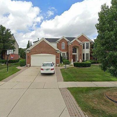 669 Bliss Dr, Rochester Hills, MI 48307