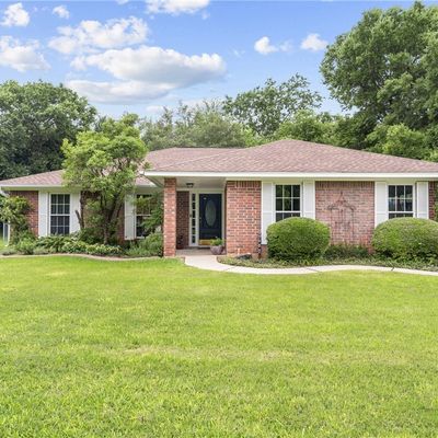 807 Mill Creek Dr, Salado, TX 76571