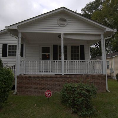 810 E Saint John St, Tarboro, NC 27886