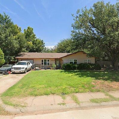 816 38 Th St, Woodward, OK 73801