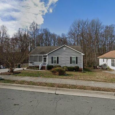 826 Pine St, Greensboro, NC 27401