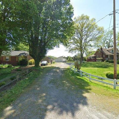 8311 Spotswood Rd, Summerfield, NC 27358