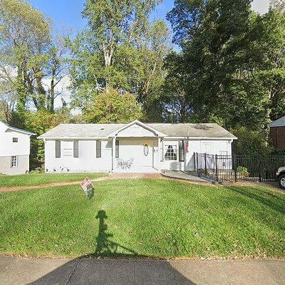 834 W Main St, Elkin, NC 28621