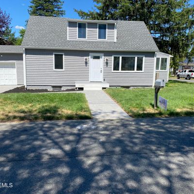 84 Breton Harbors Drive, Toms River, NJ 08753