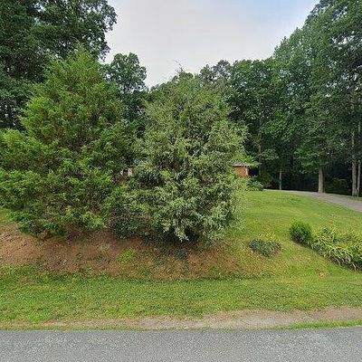 8447 Lee Davis Rd, Mechanicsville, VA 23116