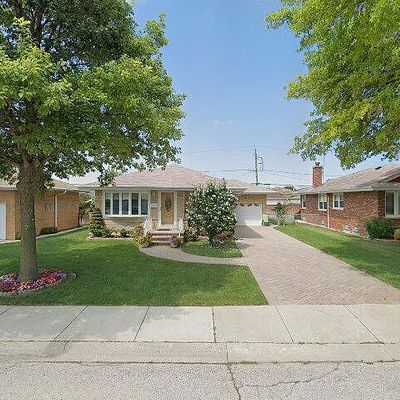 8456 W Sunnyside Ave, Chicago, IL 60656