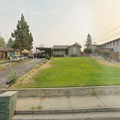 751 Yama St, Yreka, CA 96097