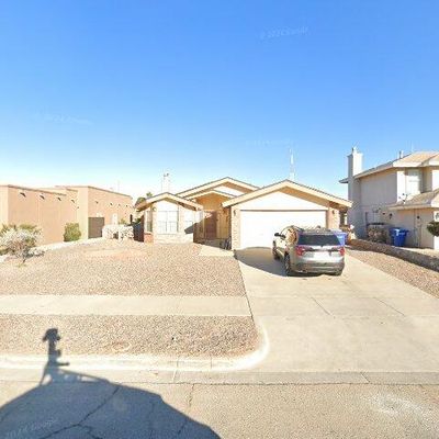 7529 Le Conte Dr, El Paso, TX 79912