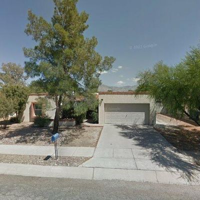 7581 E Rio Verde Dr, Tucson, AZ 85715