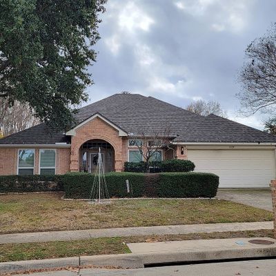 7824 Old Hickory Dr, North Richland Hills, TX 76182