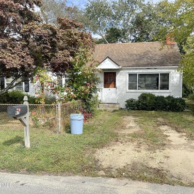 97 Dollmore Ave, Waretown, NJ 08758