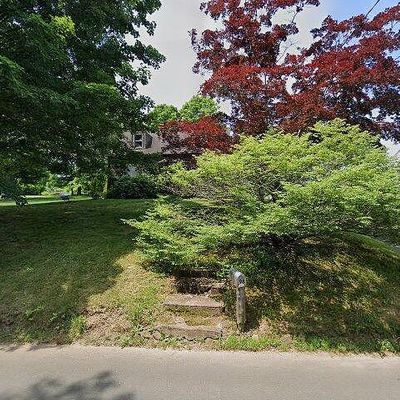 98 Old Post Rd, Northford, CT 06472