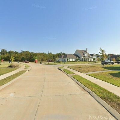 9851 Canebrake Ln, Shreveport, LA 71106