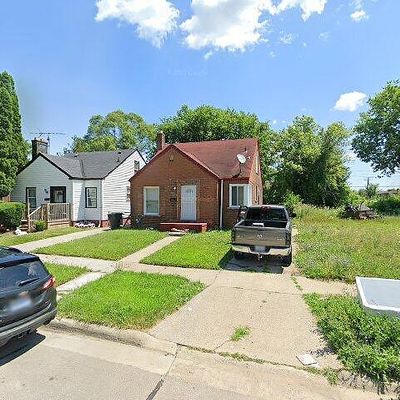 8840 Robson St, Detroit, MI 48228