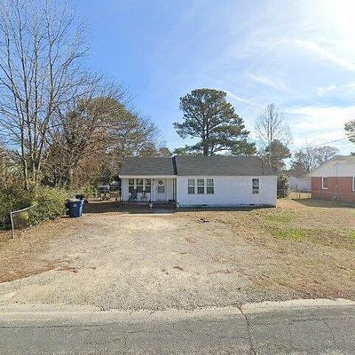 903 S Elm Ave, Dunn, NC 28334