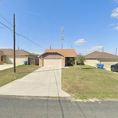 906 W Bates St, Beeville, TX 78102