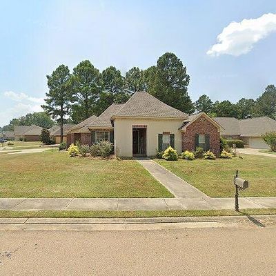 101 Cedar Green Cv, Canton, MS 39046