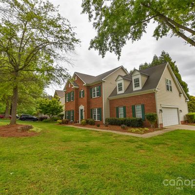 102 Rolling Stone Ct, Mooresville, NC 28117