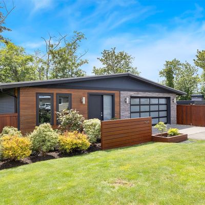 1024 Bell St, Edmonds, WA 98020