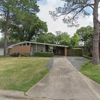 10335 Brinwood Dr, Houston, TX 77043