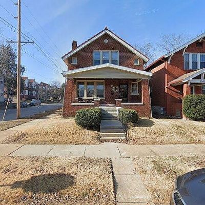 1043 Louisville Ave, Saint Louis, MO 63139