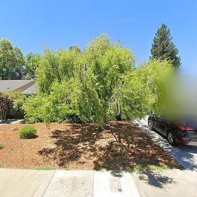 106 Hidden Lake Cir, Sacramento, CA 95831