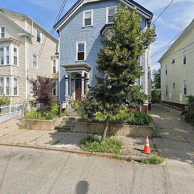 107 Ring St, Providence, RI 02909