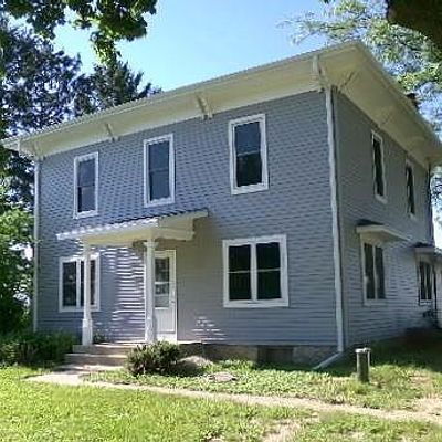 W8620 Perry Rd, Fort Atkinson, WI 53538