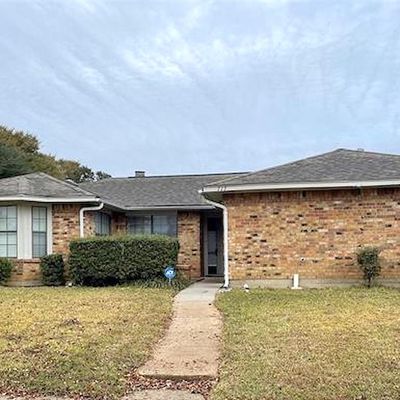 000 Confidential Ave., Mesquite, TX 75150