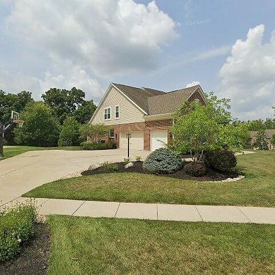 100 Thomas Paxton Ct, Loveland, OH 45140