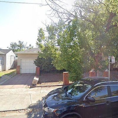 116 Oak Pl, Pittsburg, CA 94565