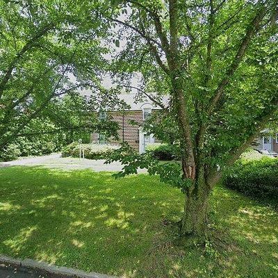 11 Barleycone Ln, Bryn Mawr, PA 19010