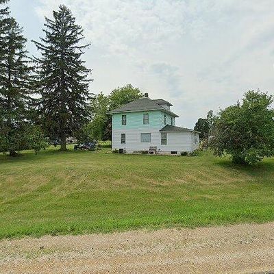 1121 Forest Mills Rd, Waukon, IA 52172