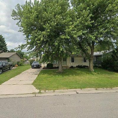 1321 Greenfield Dr, Marshalltown, IA 50158