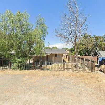 13432 S Quince Ave, Caruthers, CA 93609