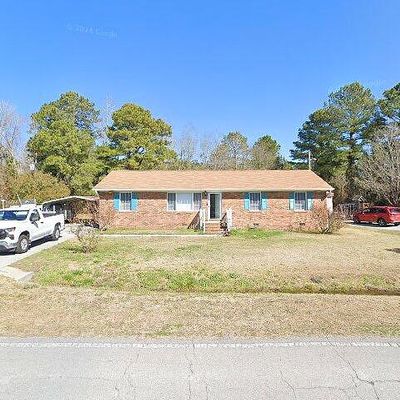 1394 Lake Cole Rd, Midway Park, NC 28544