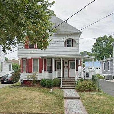 14 Lincoln Pl, Freehold, NJ 07728