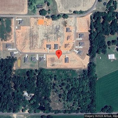 140 Firefly Dr, Lucedale, MS 39452