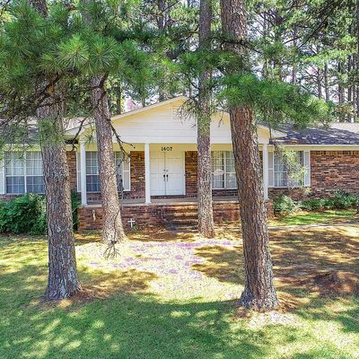 1407 Shalimar Cir, Russellville, AR 72802